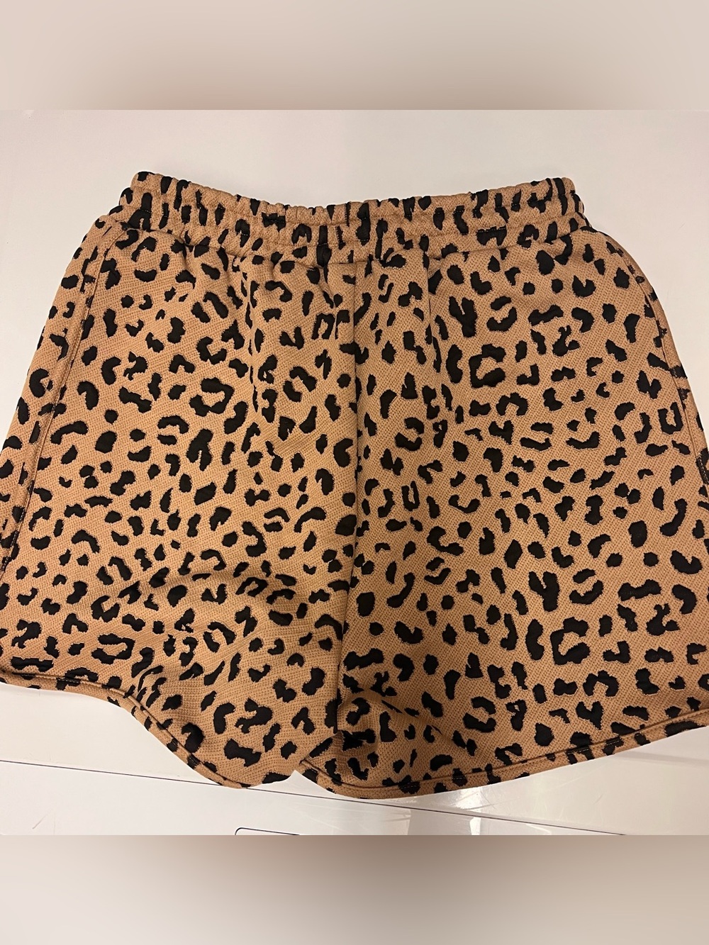 Leopard-Print Elastic Waist Shorts in Tan and Black